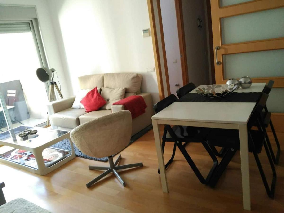 Stylish Flat, 2 Bathrooms And Swimming Pool, Next To The Beach! Sant Adria de Besos Exterior foto